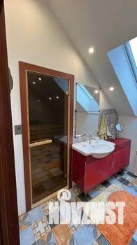 Дом 200м&sup2;, 2-этажный, посуточно, 