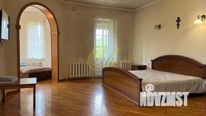 Дом 380м², 3-этажный, посуточно, 