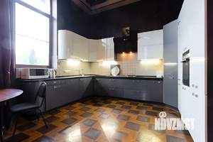 Дом 1231м², 3-этажный, посуточно, 