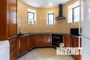 Дом 450м², 3-этажный, посуточно, 