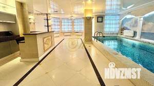 Дом 450м&sup2;, 3-этажный, посуточно, 