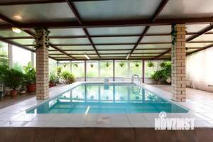 Дом 450м², 3-этажный, посуточно, 