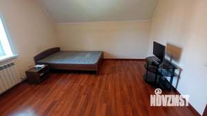 Дом 80м², 2-этажный, на длительный срок, 