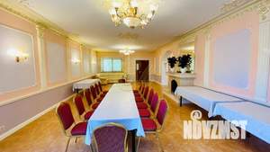 Дом 1100м², 3-этажный, посуточно, 