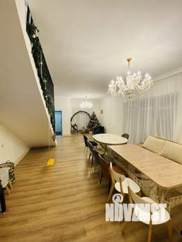 Дом 200м&sup2;, 2-этажный, посуточно, 