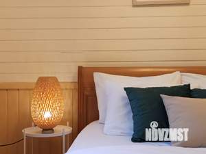 Дом 200м², 2-этажный, посуточно, 