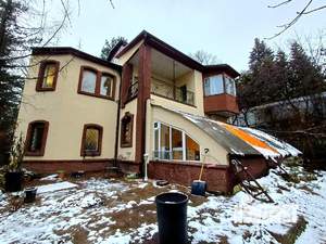 Дом 208м², 3-этажный, на длительный срок, 