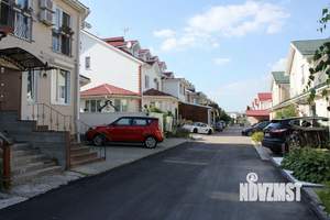 Таунхаус 175м², 3-этажный, на длительный срок, 
