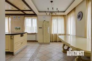 Дом 1000м², 3-этажный, посуточно, 