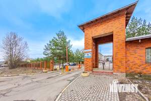 Таунхаус 200м², 3-этажный, на длительный срок, 