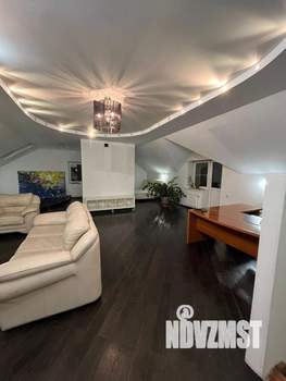 Коттедж 200м&sup2;, 2-этажный, на длительный срок, 