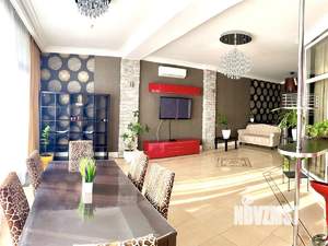 Таунхаус 220м², 2-этажный, на длительный срок, 