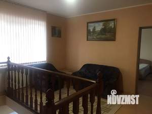 Дом 200м², 2-этажный, на длительный срок, 