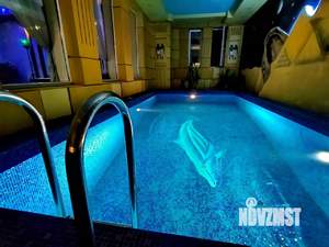 Дом 1238м&sup2;, 3-этажный, посуточно, 