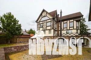 Дом 988м&sup2;, 4-этажный, посуточно, 