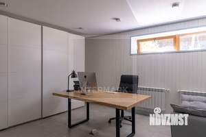 Коттедж 230м², 3-этажный, на длительный срок, 