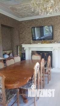 Дом 488м&sup2;, 4-этажный, посуточно, 