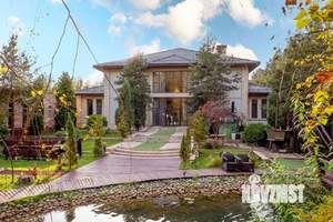 Дом 1300м², 3-этажный, посуточно, 