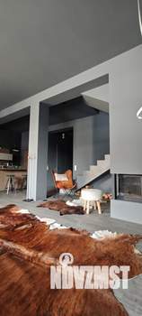 Таунхаус 250м&sup2;, 3-этажный, на длительный срок, 