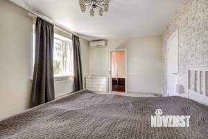 Дом 230м², 3-этажный, на длительный срок, 