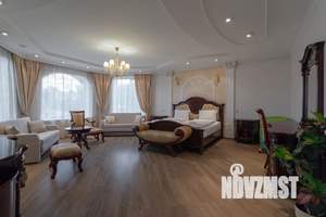 Дом 750м², 3-этажный, посуточно, 