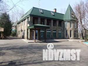 Дом 1164м&sup2;, 3-этажный, посуточно, 