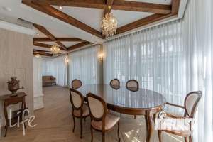 Коттедж 480м&sup2;, 2-этажный, на длительный срок, 