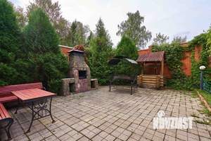 Дом 500м&sup2;, 3-этажный, посуточно, 