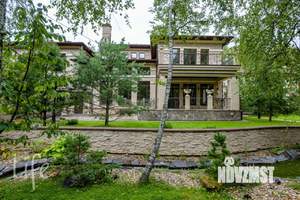 Коттедж 1000м², 2-этажный, на длительный срок, 