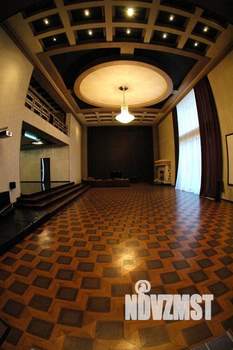 Дом 1200м², 3-этажный, посуточно, 