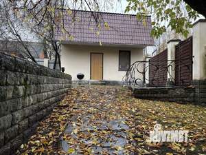 Дом 650м&sup2;, 3-этажный, на длительный срок, 