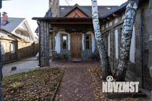 Коттедж 180м², 4-этажный, на длительный срок, 