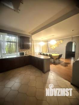 Дом 500м², 2-этажный, посуточно, 