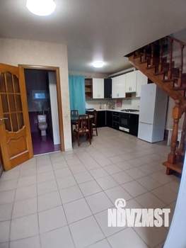 Коттедж 85м², 2-этажный, на длительный срок, 