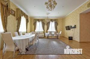 Дом 450м&sup2;, 3-этажный, посуточно, 