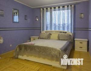 Дом 460м&sup2;, 3-этажный, посуточно, 