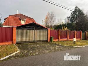 Коттедж 275м², 2-этажный, на длительный срок, 