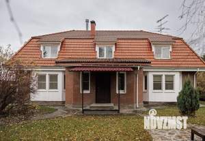 Коттедж 275м², 2-этажный, на длительный срок, 