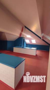 Дом 900м&sup2;, 3-этажный, посуточно, 