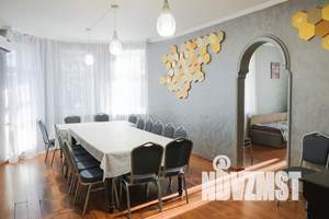 Дом 450м², 2-этажный, посуточно, 