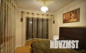 Дом 1000м², 4-этажный, посуточно, 