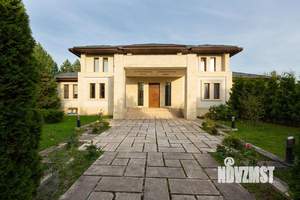 Дом 1200м², 3-этажный, посуточно, 