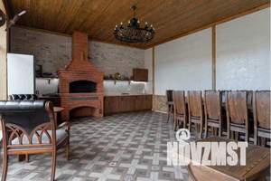 Дом 750м&sup2;, 3-этажный, посуточно, 