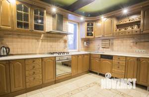 Дом 450м², 3-этажный, посуточно, 