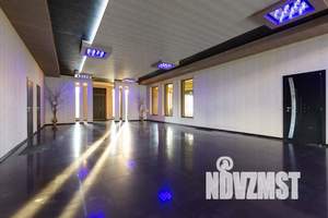 Дом 1221м&sup2;, 3-этажный, посуточно, 