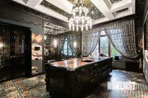 Коттедж 1200м², 3-этажный, на длительный срок, 