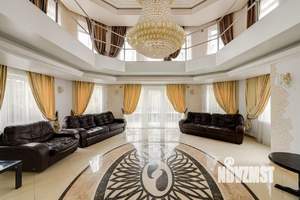 Дом 1000м², 3-этажный, посуточно, 