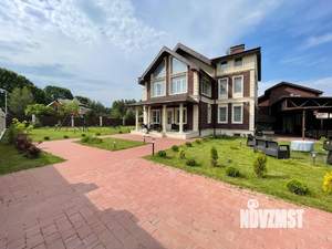 Дом 800м&sup2;, 3-этажный, посуточно, 