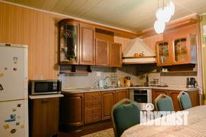 Коттедж 550м², 3-этажный, на длительный срок, 