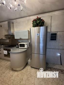 Дом 450м², 3-этажный, на длительный срок, 